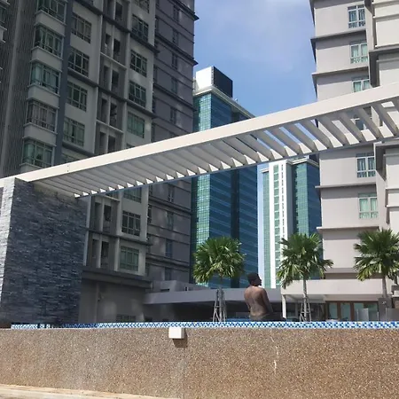 Flexihome-My: Work-Friendly Shaftsbury Apartment in Cyberjaya Exterior photo