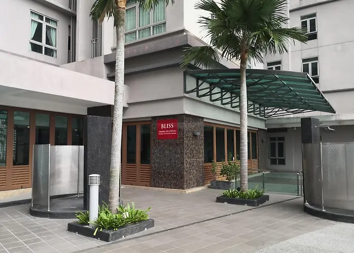 10Am-6Pm, Same Day Check In And Check Out, Work From Home, 1 Bedroom Apartment, Shaftsbury-Cyberjaya, G-Floor By Flexihome-My