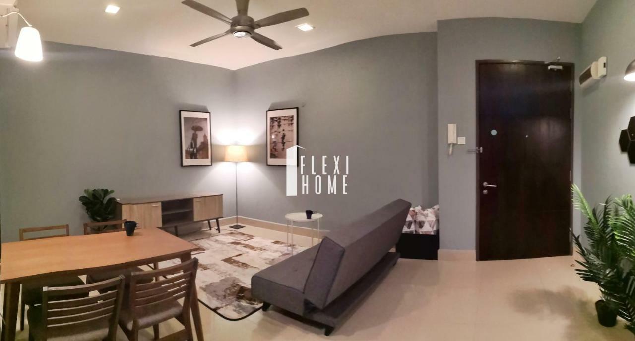 Apartment Flexihome-my: Work-friendly Shaftsbury In *