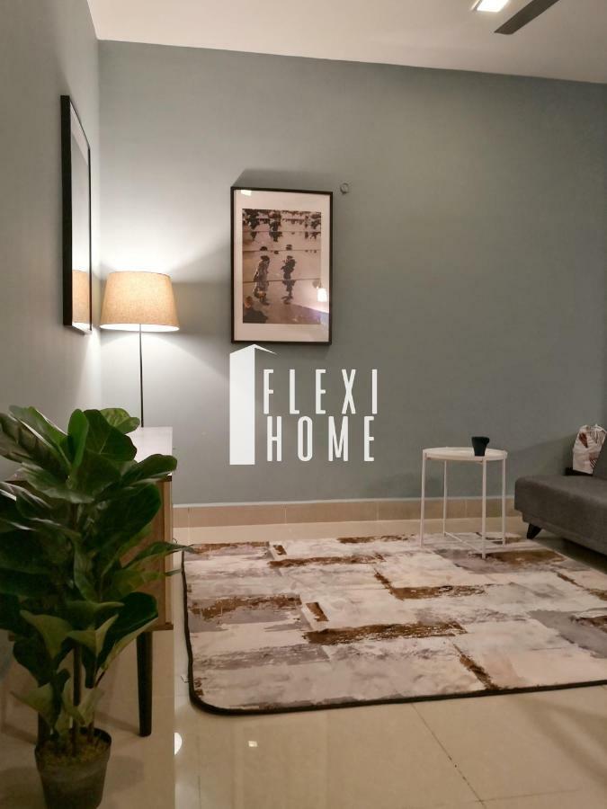 Apartment Flexihome-my: Work-friendly Shaftsbury In *
