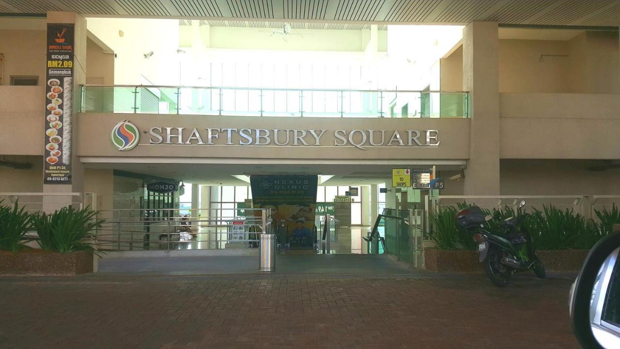 Apartment Flexihome-my: Work-friendly Shaftsbury In